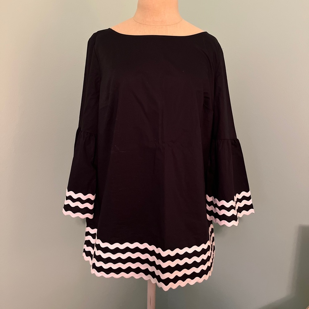 Black and White Women's Top Talbots